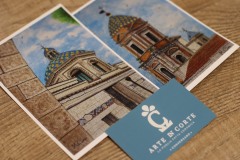 Arte-in-Corte-Ceramiche-Collezione-Conversano-Souvenir-Negozio-Passione-Acquerelli-Marilyn-Cerri-Cupola-San-Benedetto-Mostro-Apulia-Puglia-Monache-Badessa-Mitrata